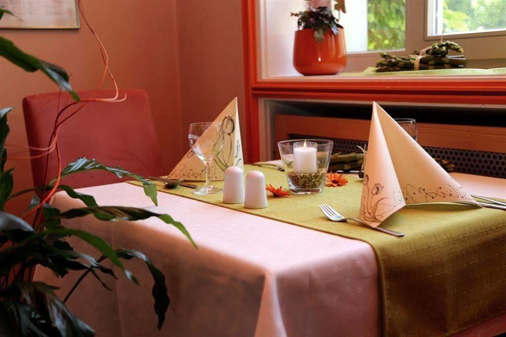 Muehlenthalers Park Hotel Konz Bagian luar foto