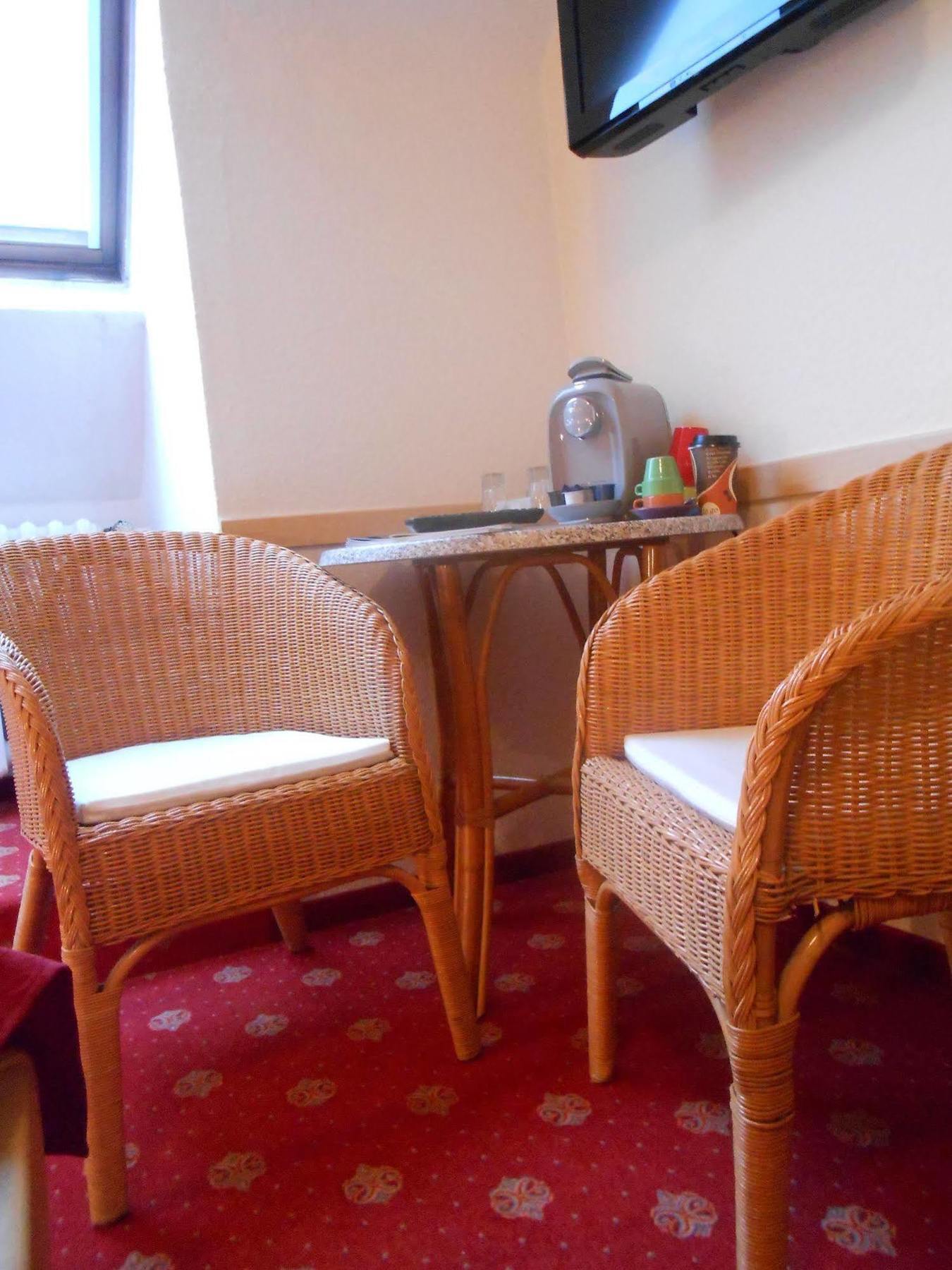 Muehlenthalers Park Hotel Konz Bagian luar foto