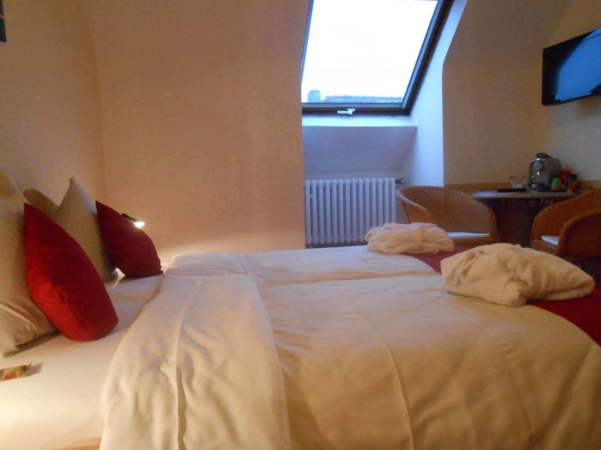 Muehlenthalers Park Hotel Konz Bagian luar foto